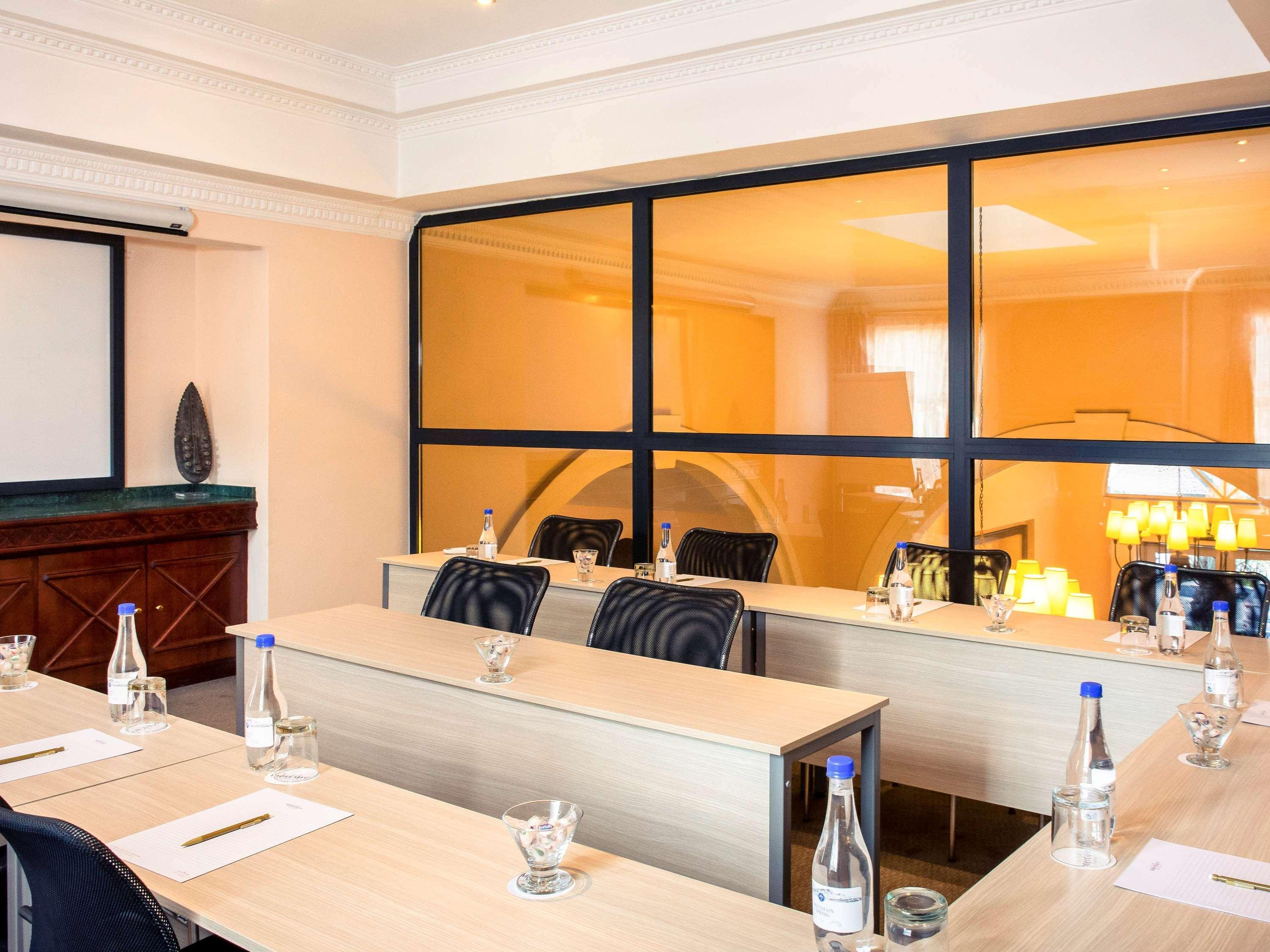 Mercure Johannesburg Hotel 3*